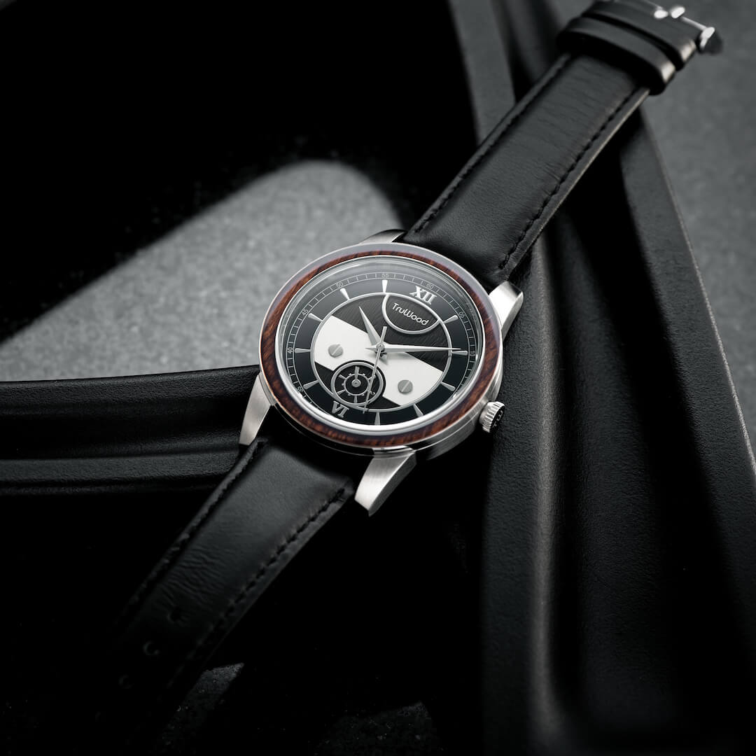 Cartier | Leather Strap Luxury Men's Watch
