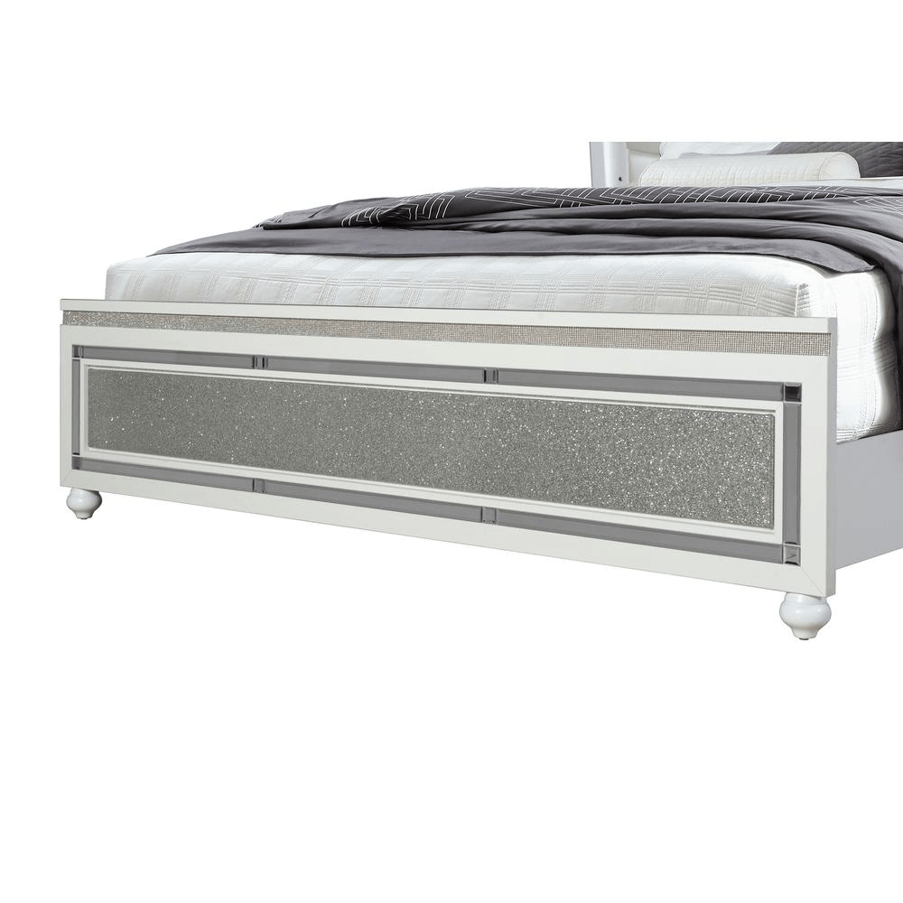 Collete White Full Bed with Crushed Crystal Drawer Fronts and Mirrored Accents by Global Furniture USA